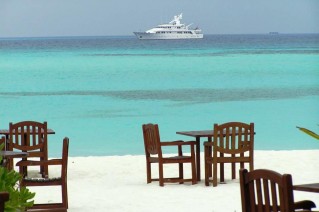 Motor yacht JANA -  In the Maldives